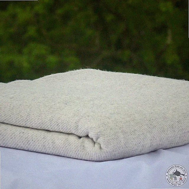 Cashmere Blanket "Ama" (अमा), Handcrafted from Nepal, Bedspread, Cuddle Blanket