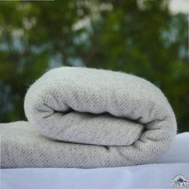Cashmere Blanket "Ama" (अमा), Handcrafted from Nepal, Cuddle Throw, Plaid, Quilt