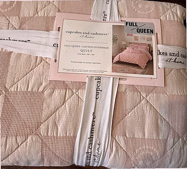 Cupcakes and Cashmere Checkered Cotton Stonewash Full / Queen Quilt 88”x 92” New