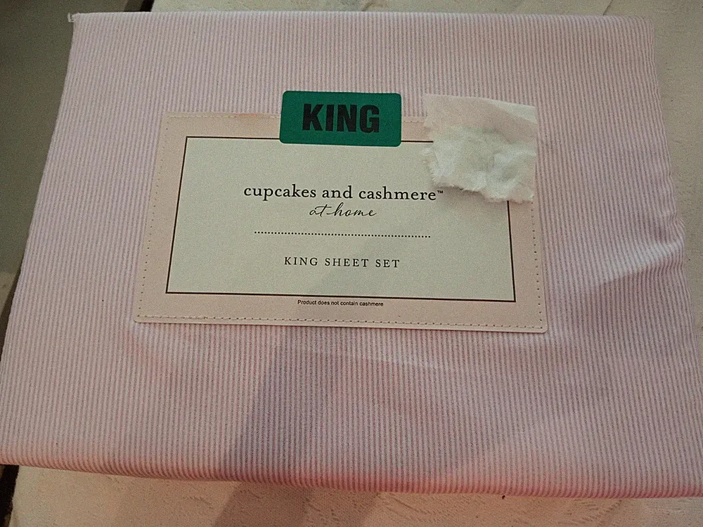CUPCAKES & CASHMERE PINK & WHITE STRIPES 4 PIECE KING SHEET SET MICROFIBER NIP