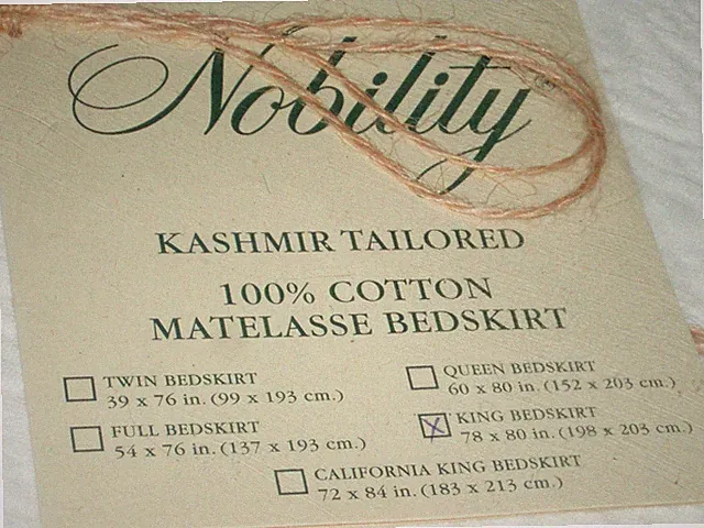 DILLARDS NOBILITY Cotton MATELASSE KING BEDSKIRT Kashmir Tailored WHITE NIP